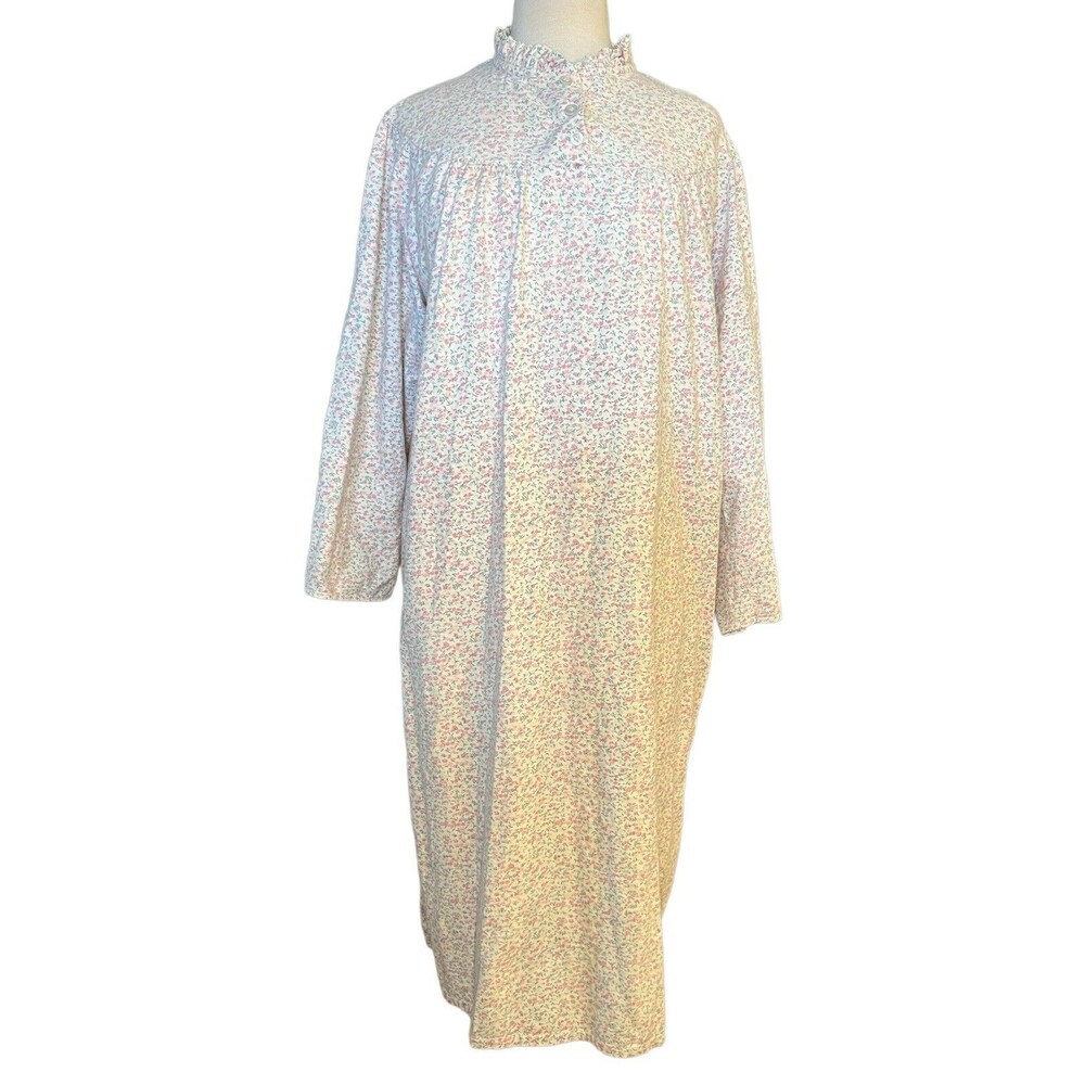 Pure Luxury Nightgown M Vintage Pink Floral White Ruffle 3 Button Long Flowers